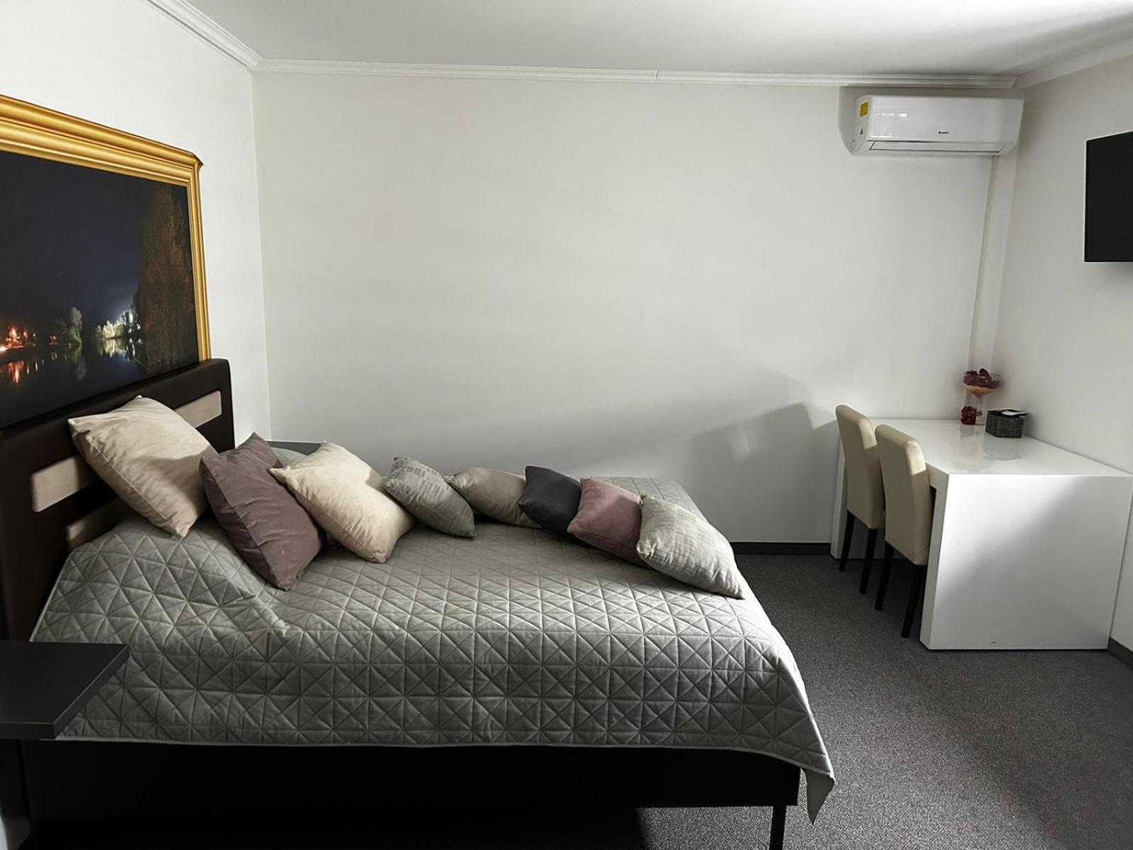 Motel Medium Bihać Extérieur photo